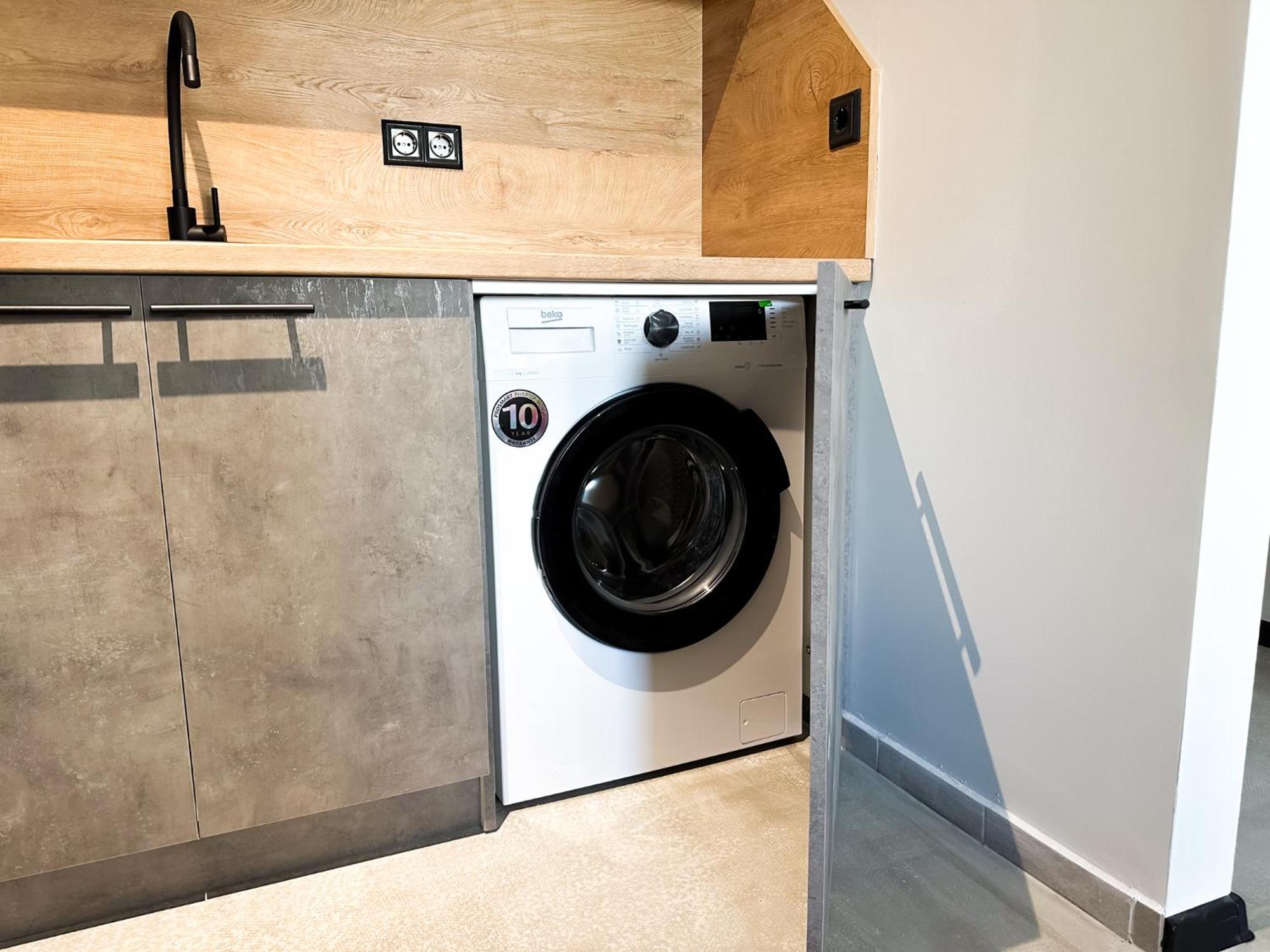 6 Studios 6 Bathrooms 2 Levels Kitchens Sofia Exterior foto