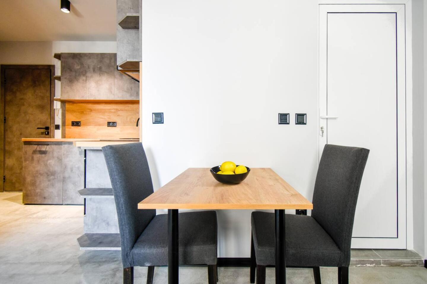 6 Studios 6 Bathrooms 2 Levels Kitchens Sofia Exterior foto