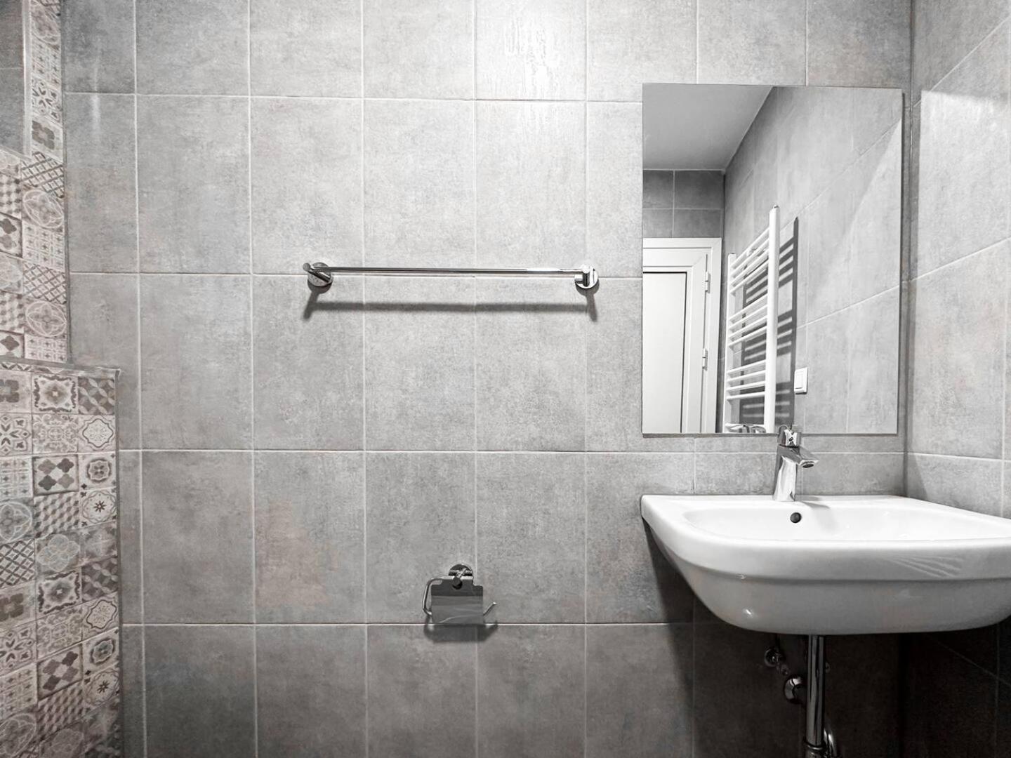 6 Studios 6 Bathrooms 2 Levels Kitchens Sofia Exterior foto